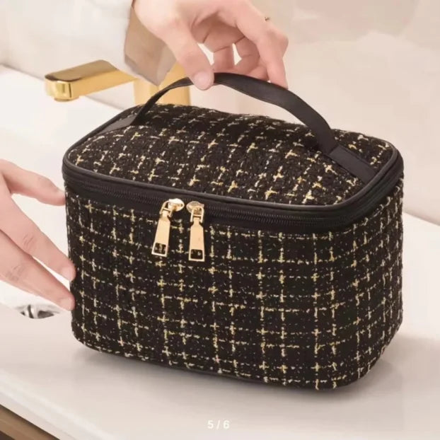 Kozmetička torba sa ručkom