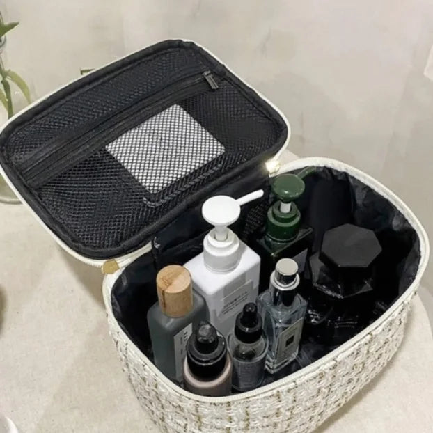 Kozmetička torba sa ručkom