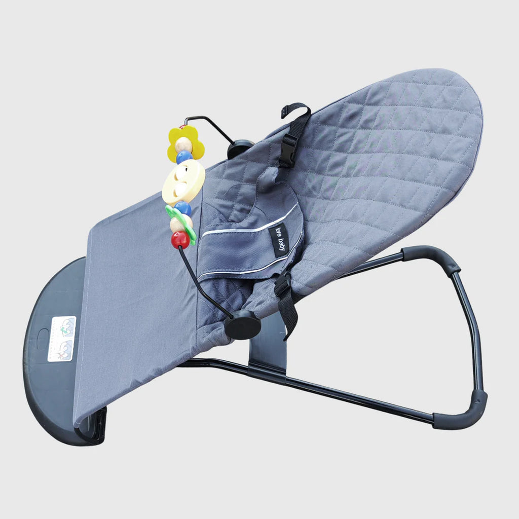 Bebi ležaljka/njihalica.